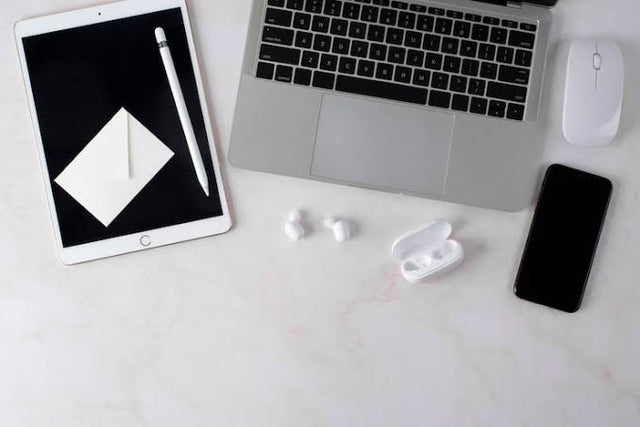 Apple Accessories
