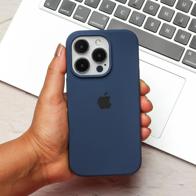 iPhone 16 Pro Max Silicone Case (Dark Blue)